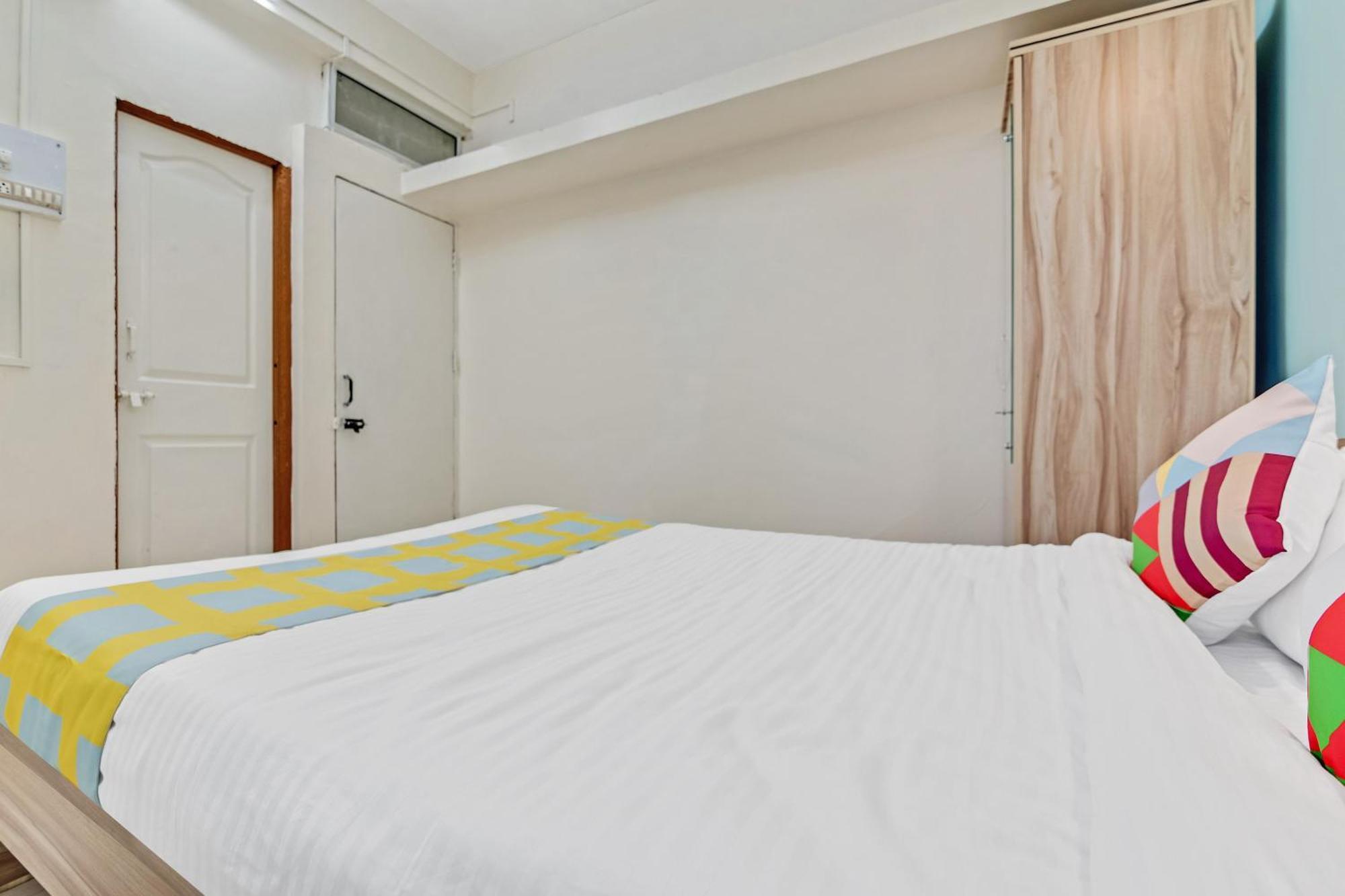 Super Hotel O Saraswati Niwas Vadgaon Budruk 浦那 外观 照片