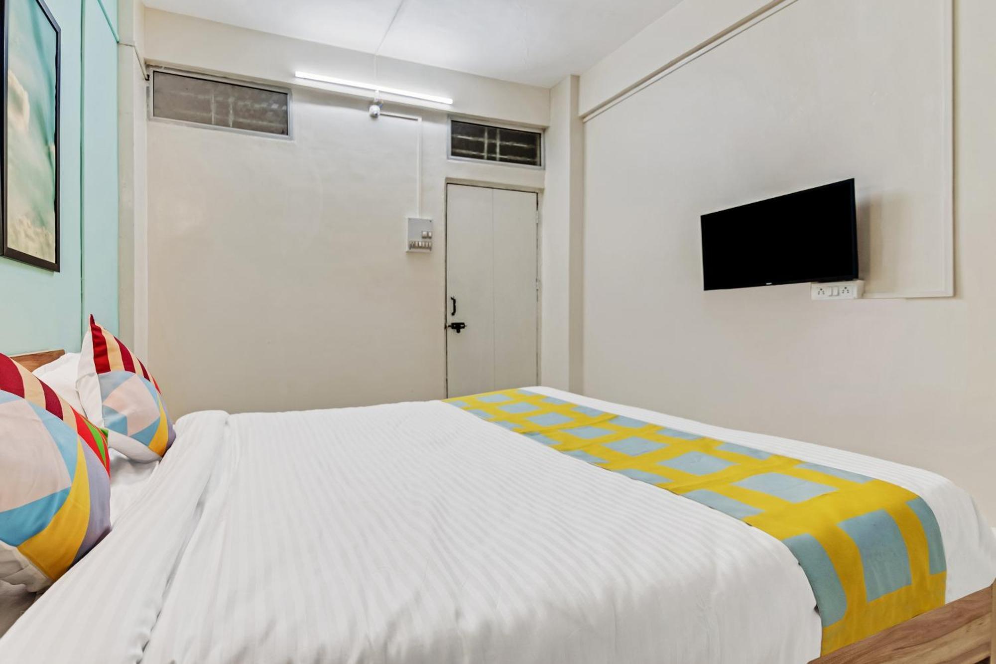 Super Hotel O Saraswati Niwas Vadgaon Budruk 浦那 外观 照片